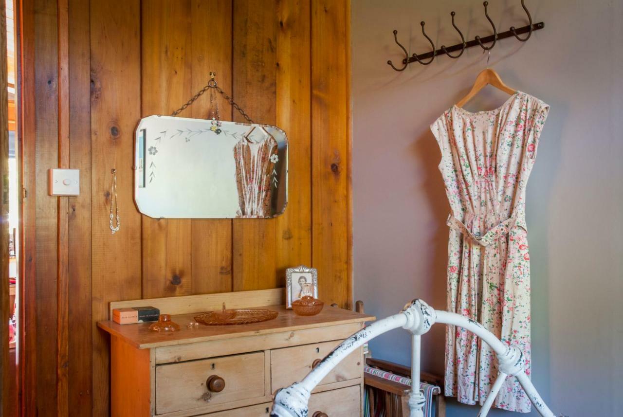 Little Kestrel Cabin Pennal Εξωτερικό φωτογραφία